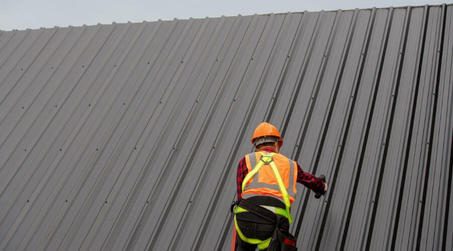 Professional metal roof installation services in Elm Grove, LA